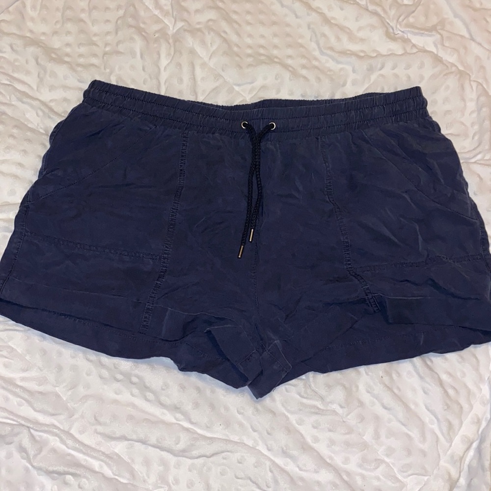 Womens XXL shorts navy blue.